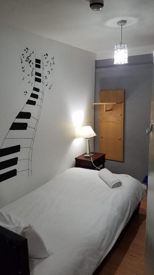 לונדון City View Hotel Roman Road מראה חיצוני תמונה